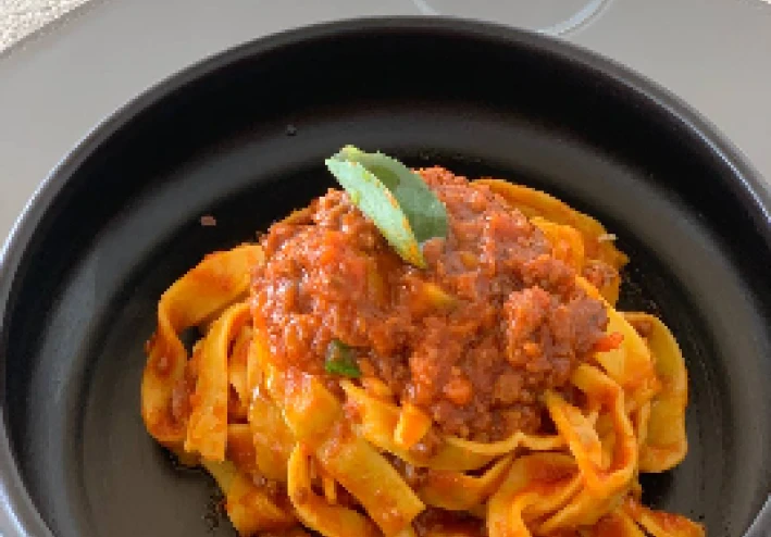 صوص بولونيز الايطالي