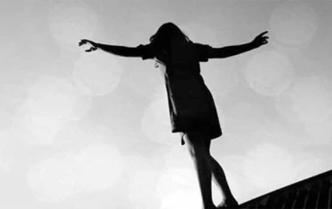 حياتك أغلى من لحظة ضعف الانتحار مش حل