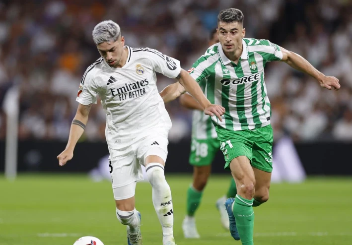 بعد تعادل ريال بيتيس ضد الريال.. أول تحرك من إدارة الملكي