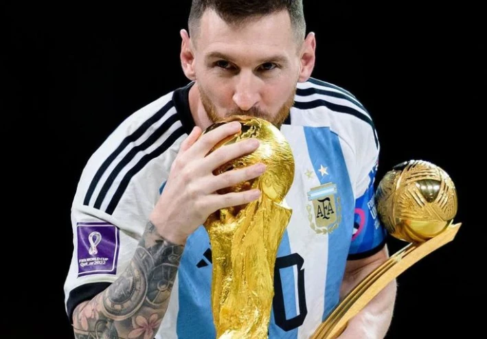 رحلة البرغوث الارجنتيني بالفوز بكاس العالم