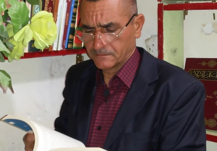 سجن “الشرنقة” ووهم الحقيقة المطلقة