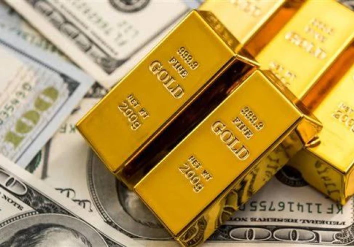 الذهب يقترب من قفزة تاريخية.. هل تبدأ موجة الارتفاع الكبرى للمعادن الثمينة؟