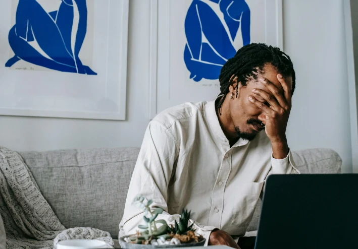 Fatal Mistakes That Prevent You from Succeeding in Making Money Online (90% of People Fall Into Them)