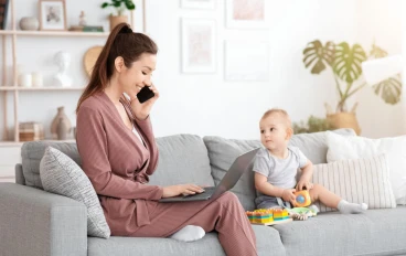  . لماذا تتحمل المرأة العبء الأكبر؟ قراءة في الأدوار الاجتماعية والتحديات اليومية