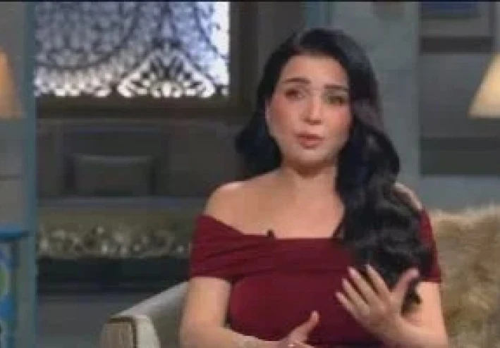 بين الحياة والموت.. مي عز الدين تروي كواليس أزمتها الصحية الخطيرة