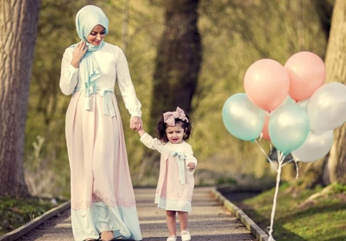 كيف نربط الطفل باسرته