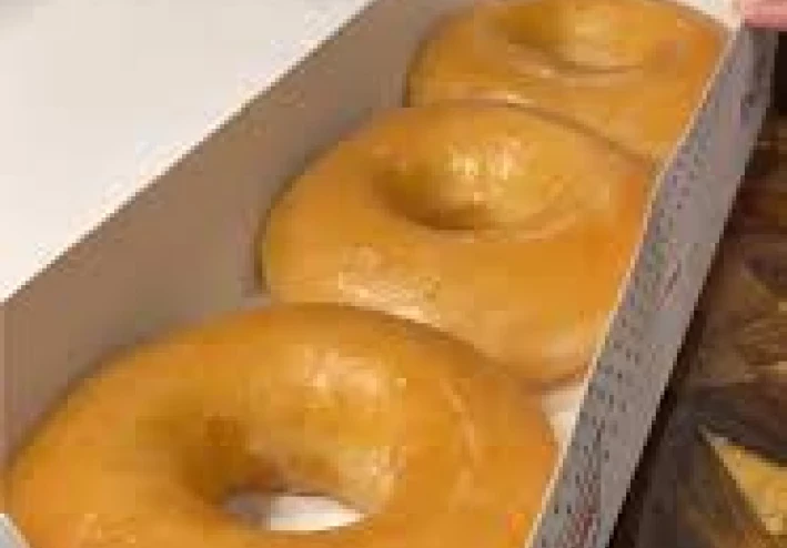 🍩 كرسبي دونات مقرمشة - وصفة دونات ذهبية وهشة مثل المحلات