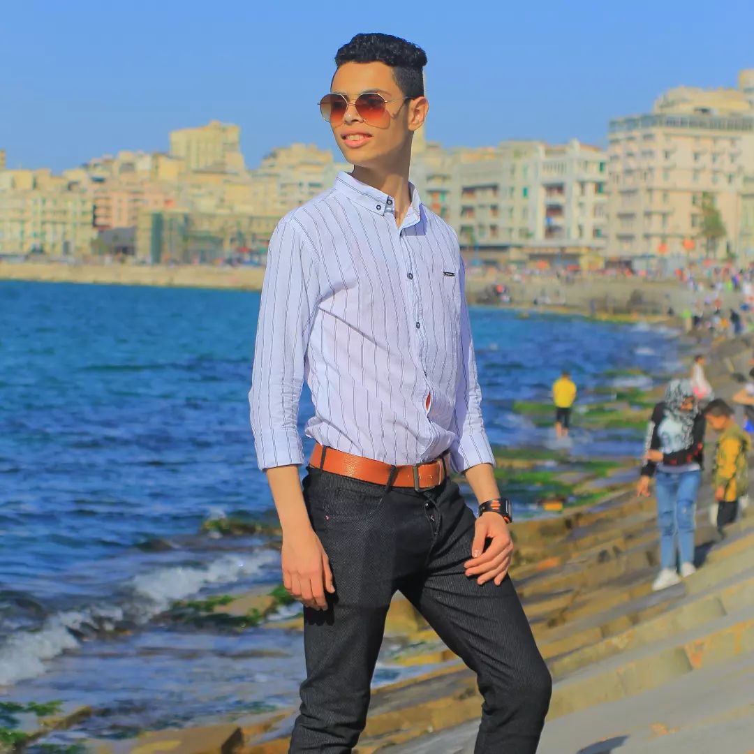 omar amr الصورة الشخصية