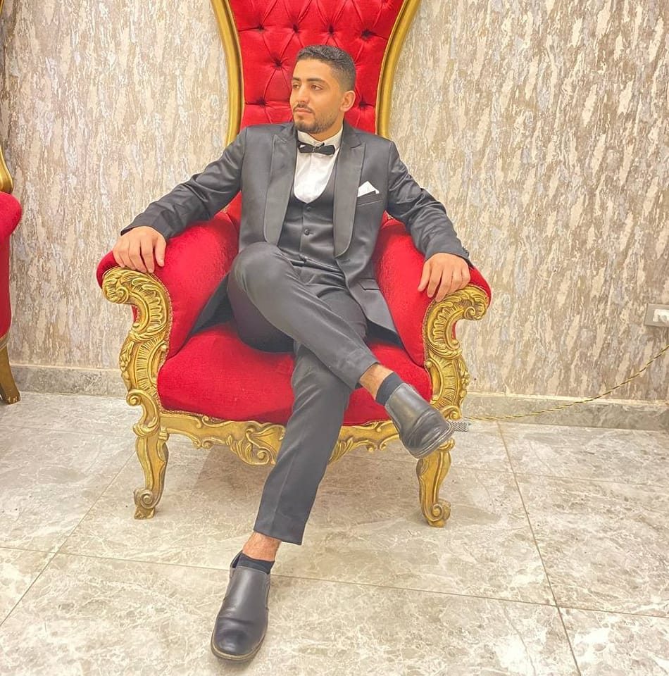 Dr: Amr Dabash profilna slika.