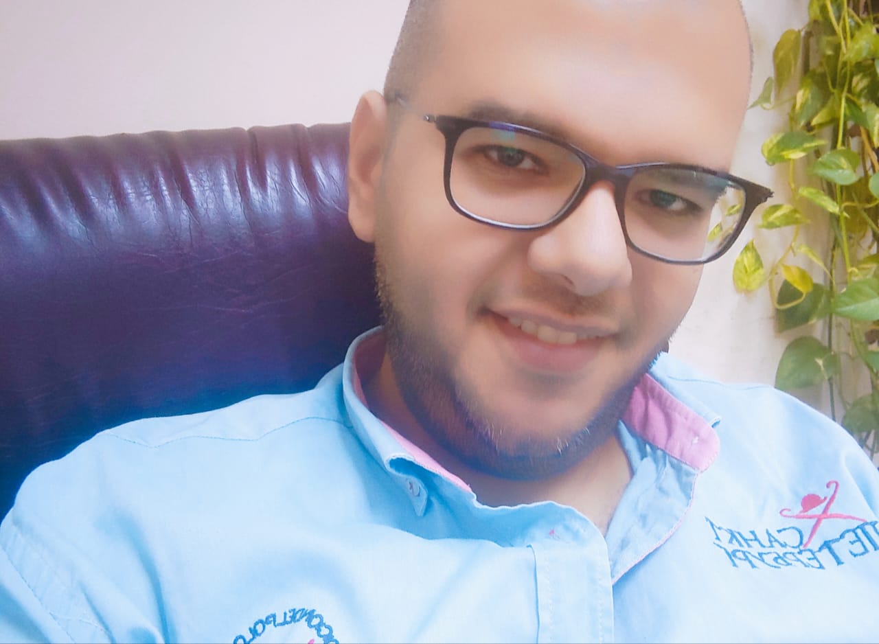 محمد عبد العزيز الصورة الشخصية