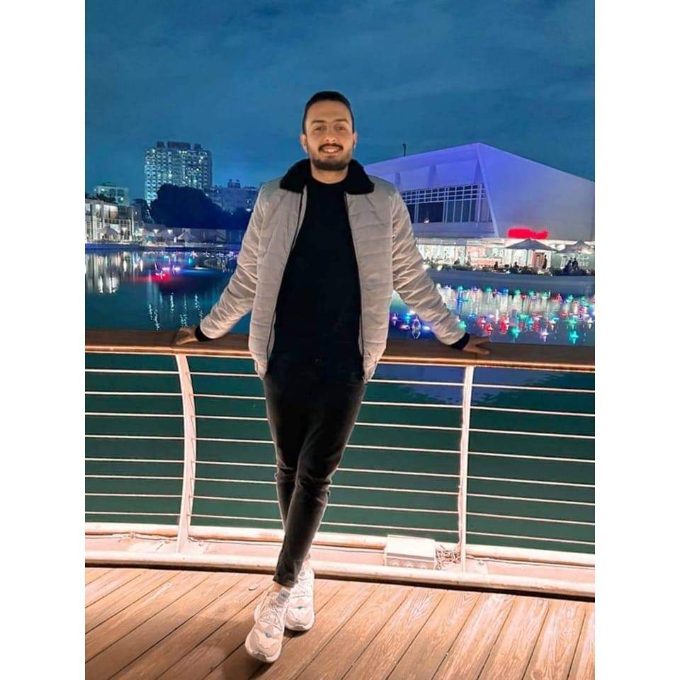 Karim Adel الصورة الشخصية
