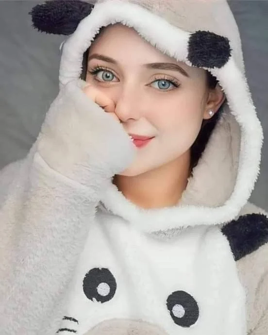 mony mony الصورة الشخصية