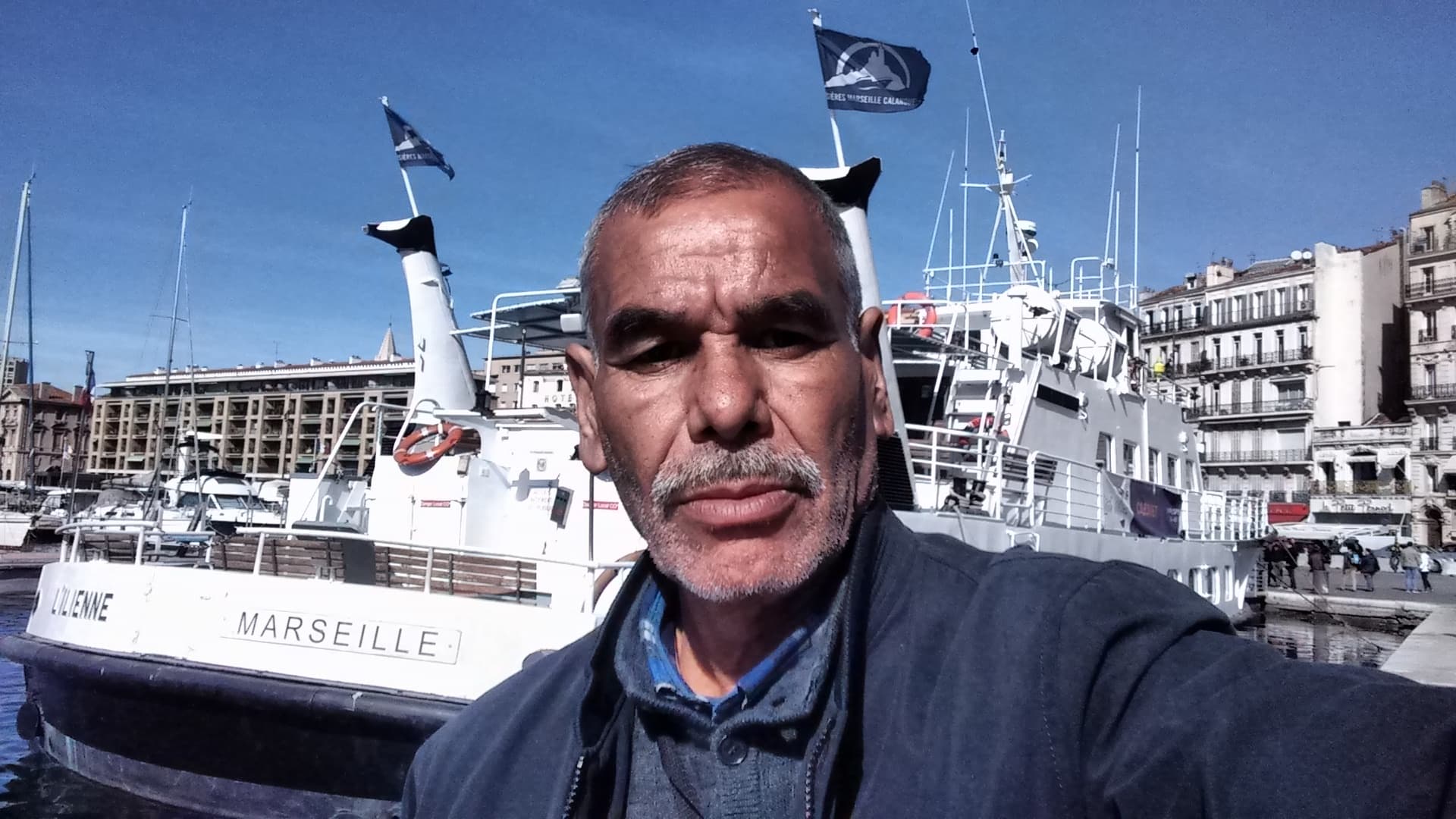 Ahmed Chabane الصورة الشخصية