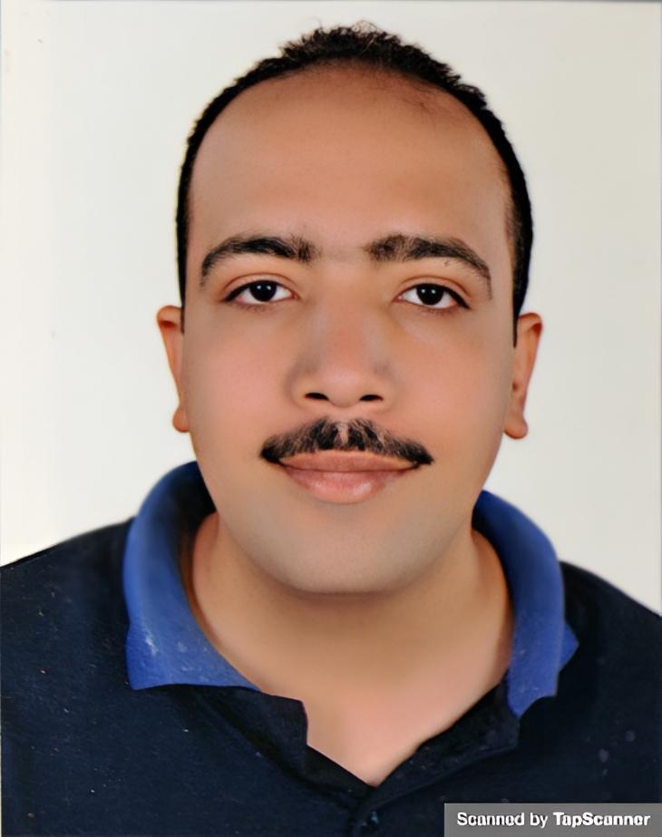 طارق عاطف  الصورة الشخصية