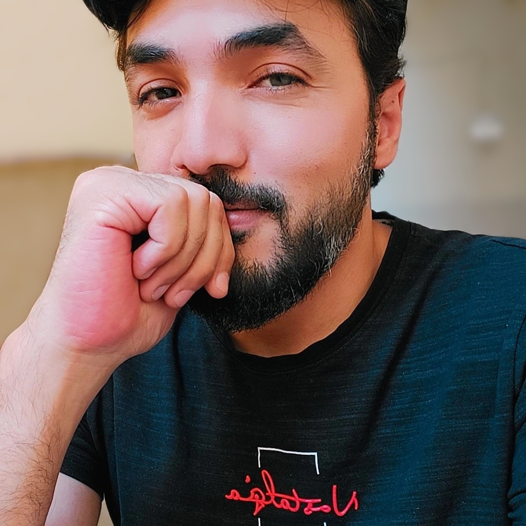 Mustafa Mahmoud الصورة الشخصية