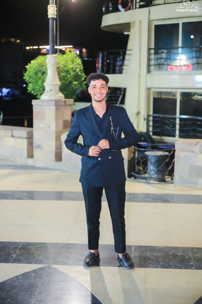 معاذ علي پروفائل تصویر.